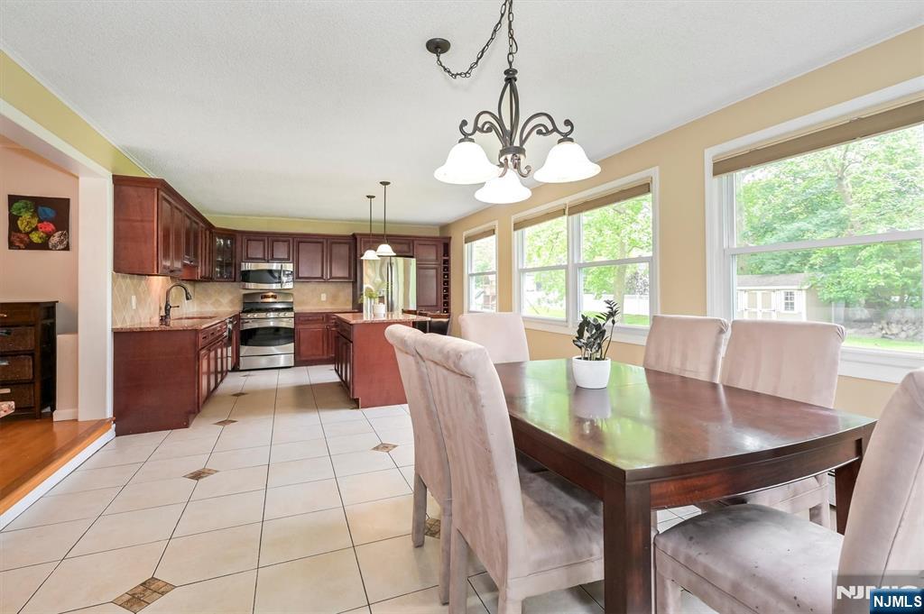 113 Merritt Drive