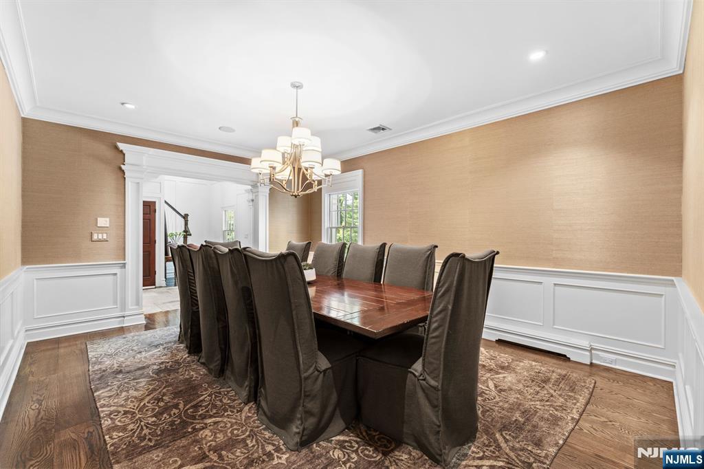 56 Knoll Road