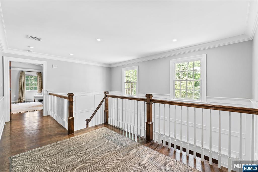 56 Knoll Road