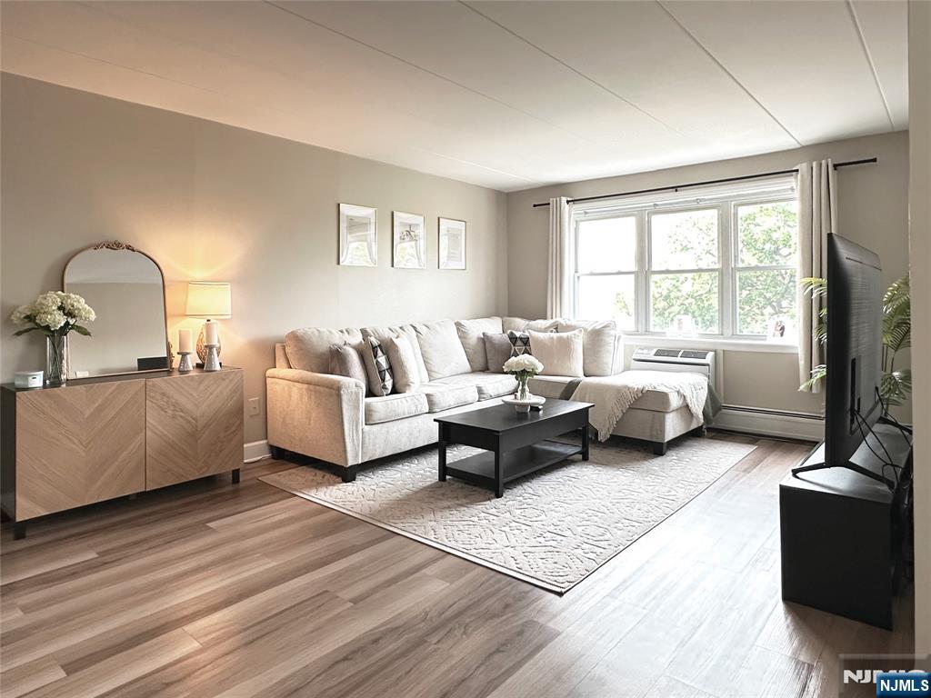25 Jefferson Street 6E