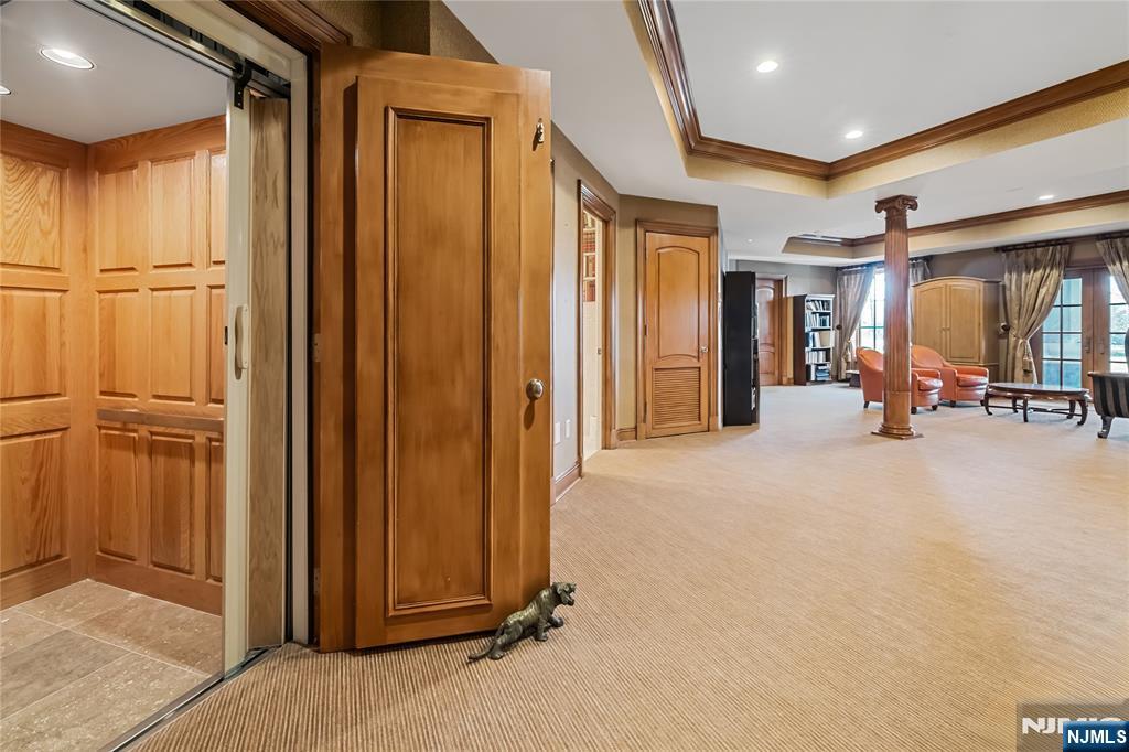 613 Bellaire Drive
