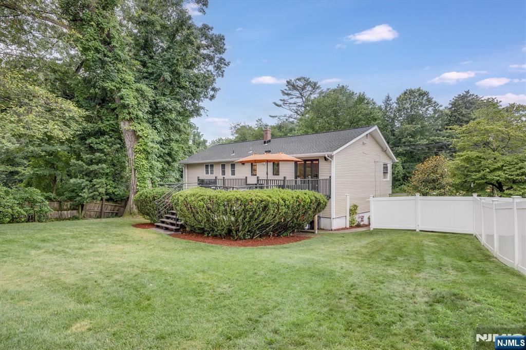 260 Elm Street