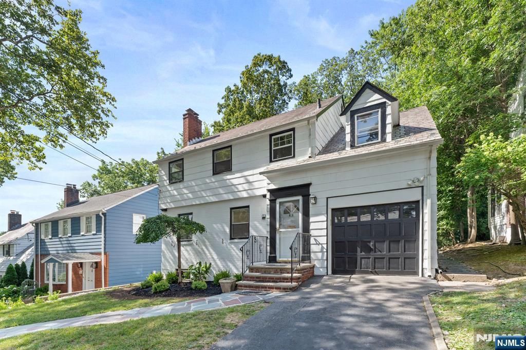 42 Grayson Place
