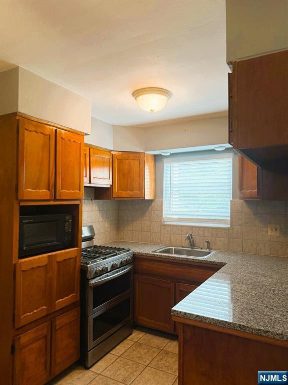 511 Franklin Avenue C4