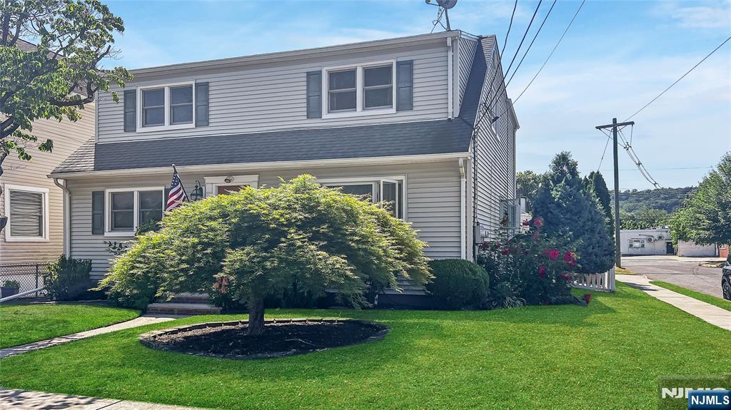 106 6th Avenue 2