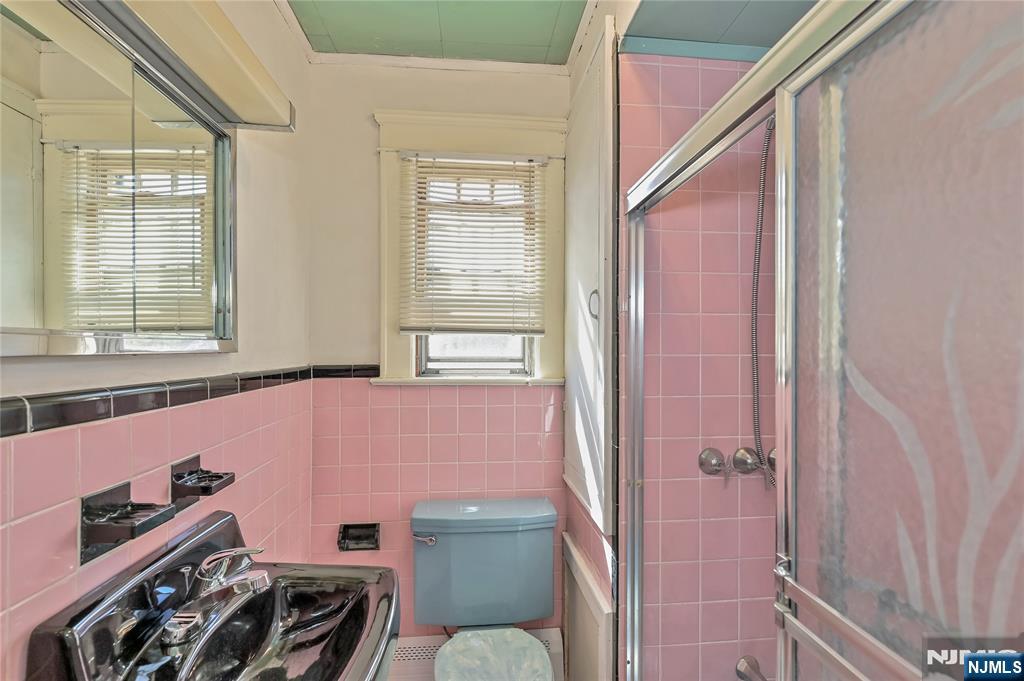 54 Rochelle Parkway