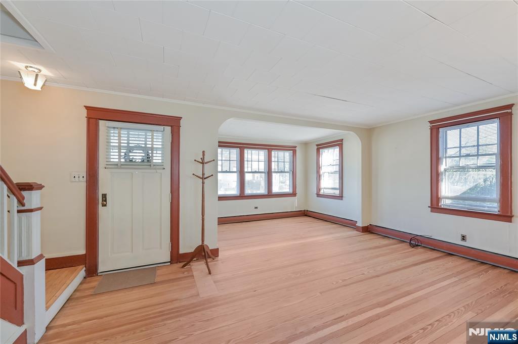 54 Rochelle Parkway