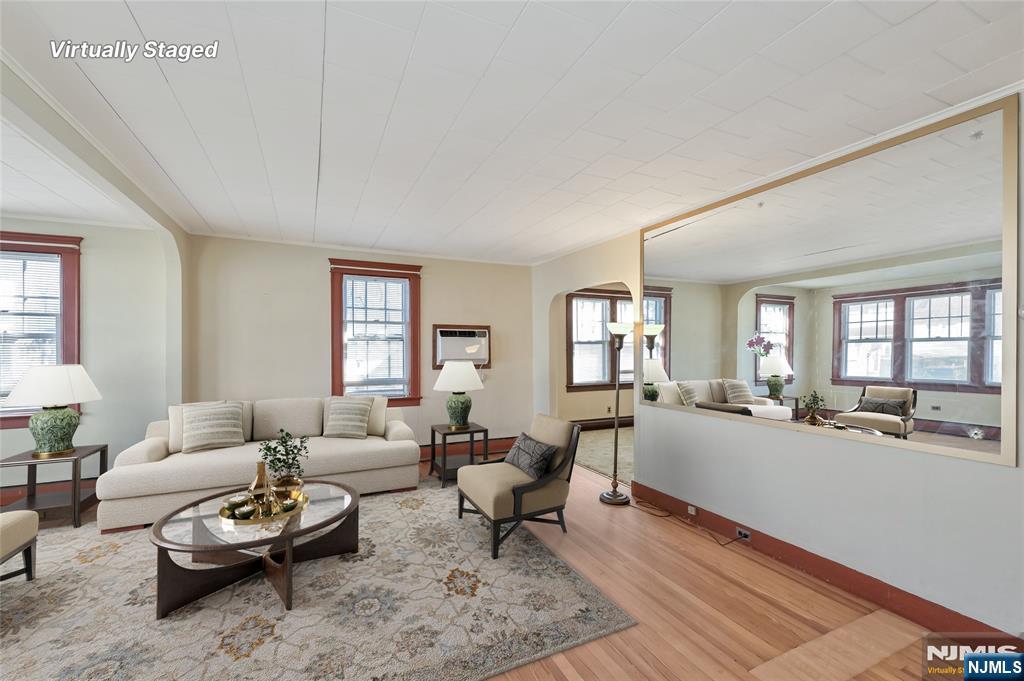 54 Rochelle Parkway