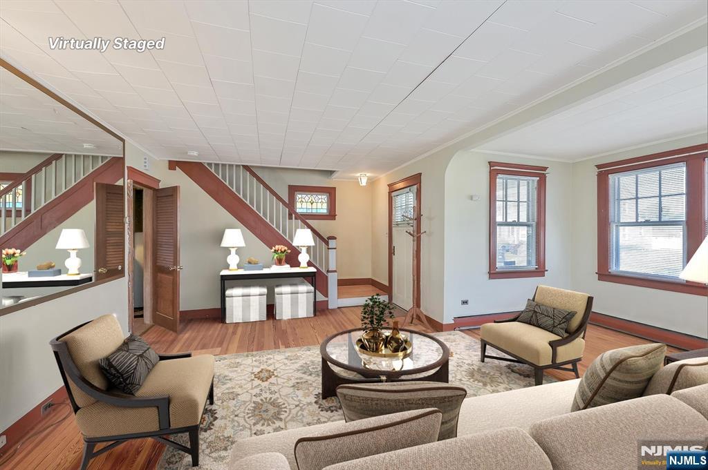 54 Rochelle Parkway