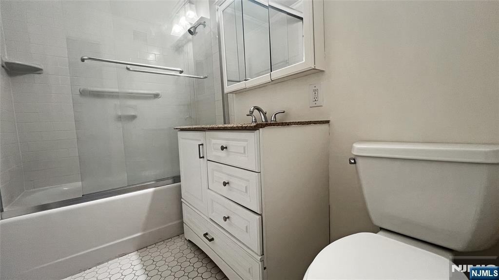 235 Prospect Avenue 14D
