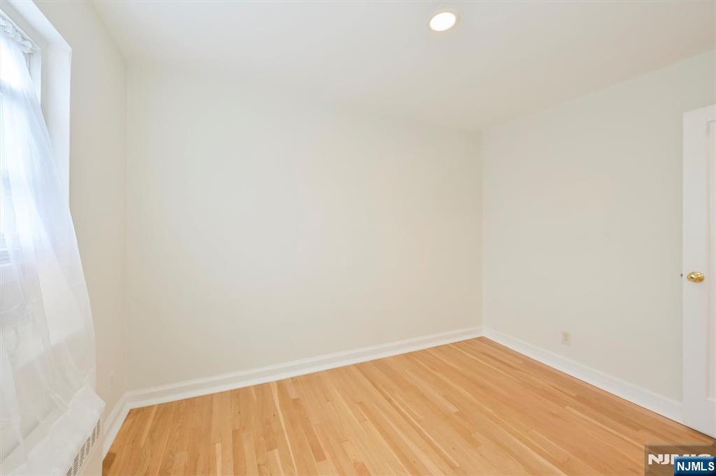 461 Heath Place 23