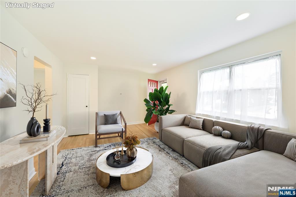 461 Heath Place 23