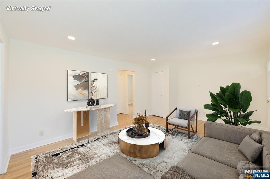 461 Heath Place 23