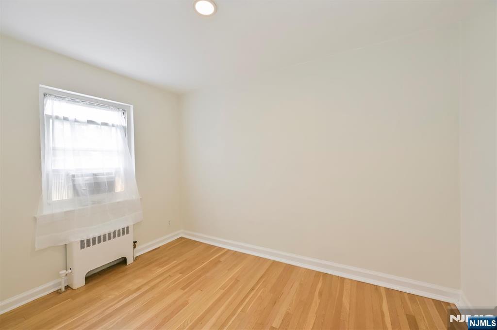 461 Heath Place 23