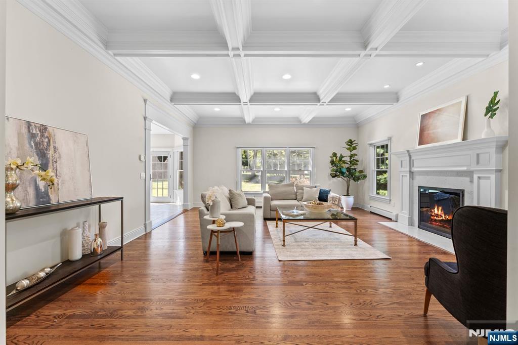 6 Lauren Pond Court