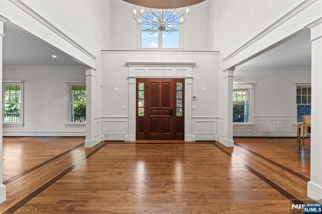6 Lauren Pond Court