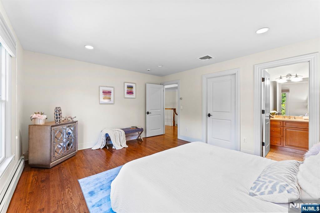 6 Lauren Pond Court