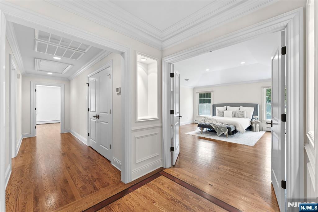 6 Lauren Pond Court