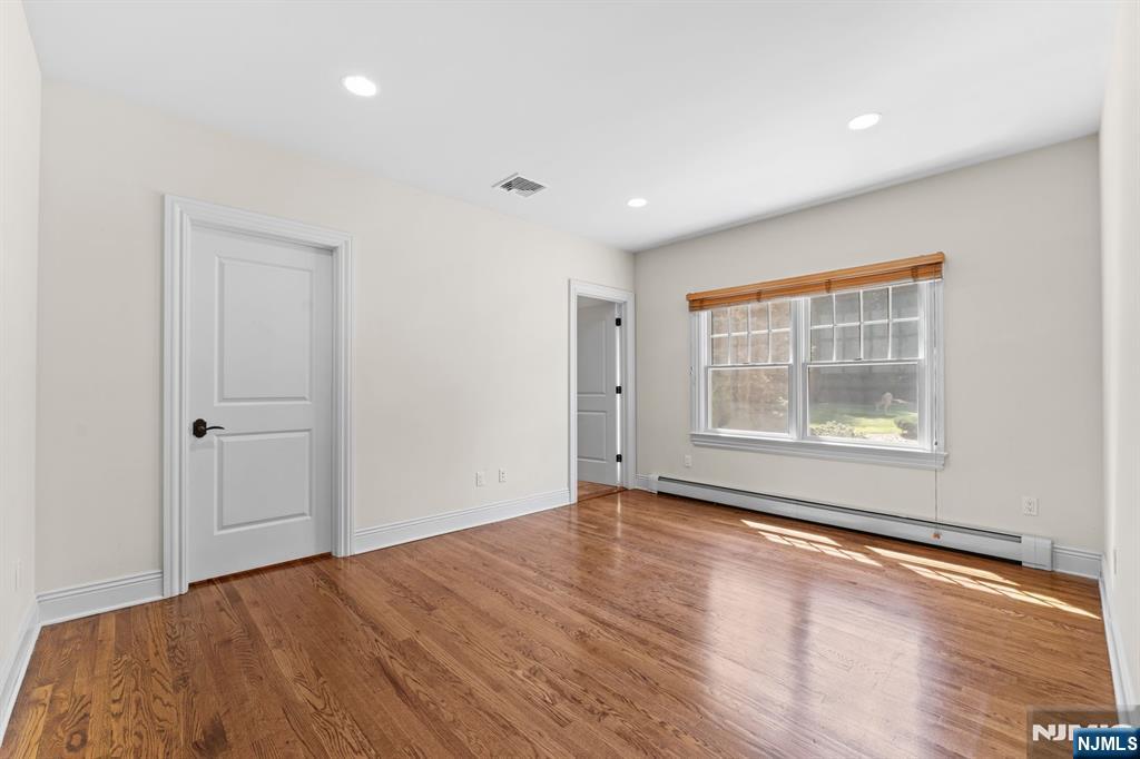 6 Lauren Pond Court