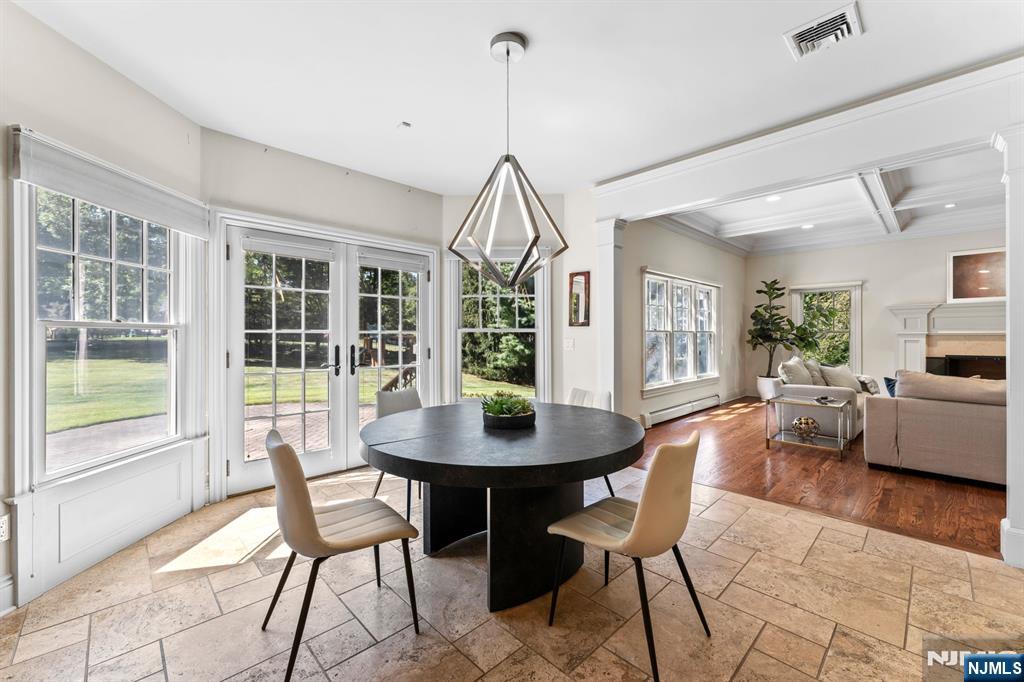 6 Lauren Pond Court