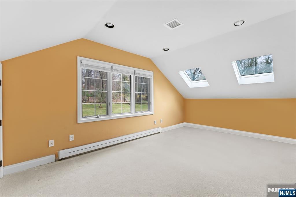 67 Forest Road