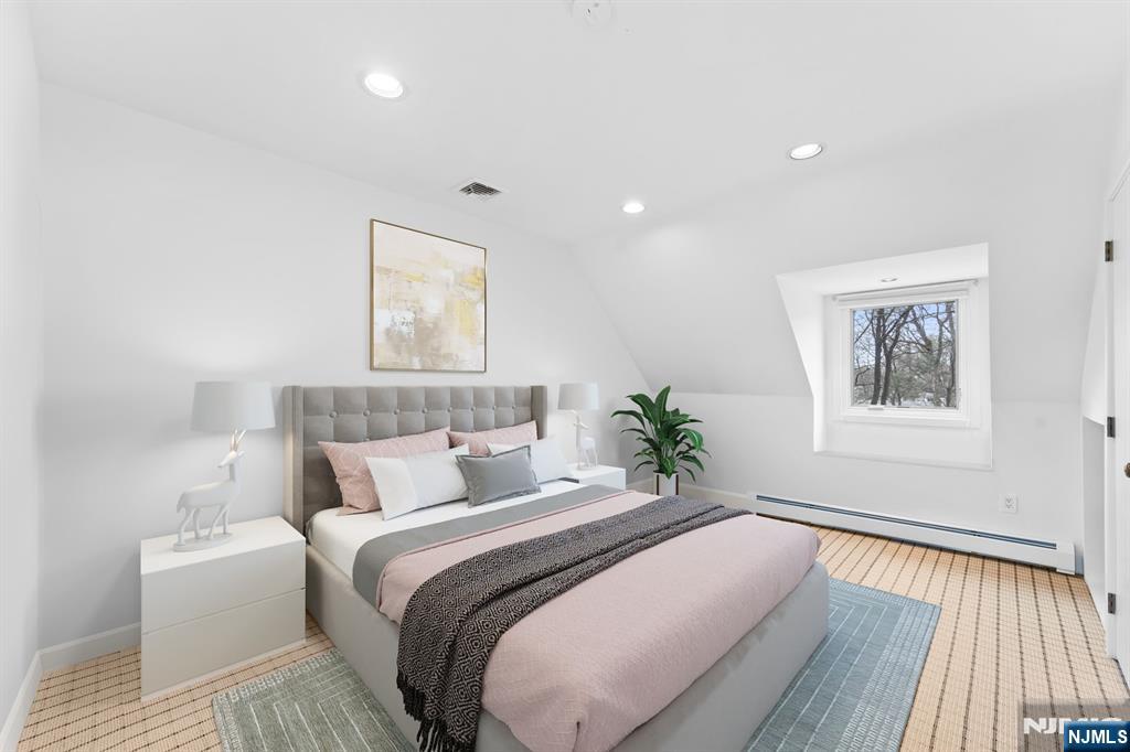 67 Forest Road