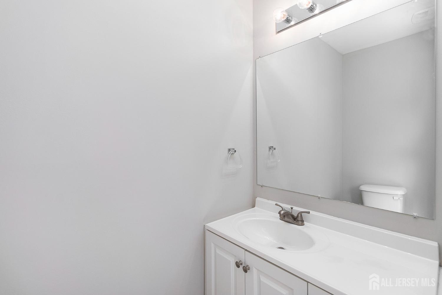 115 Willett Avenue # 16 Unit: C-16