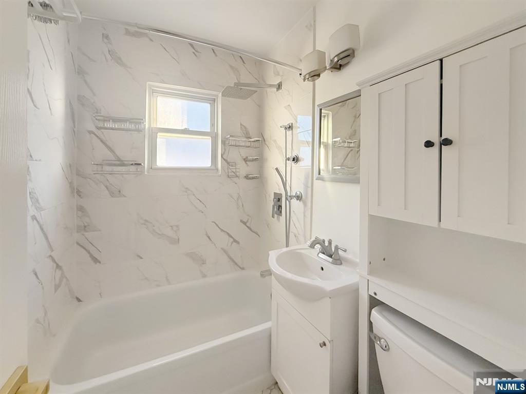 30 Kelly Parkway 2