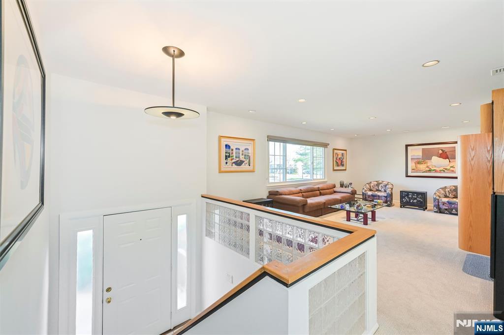 9 Cherry Place