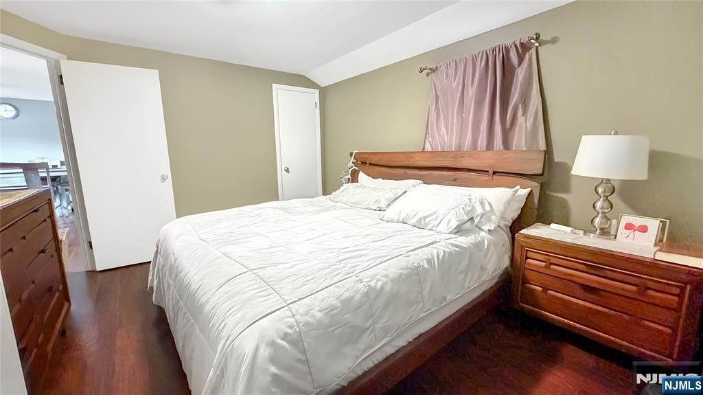 154 Charlton Avenue 2