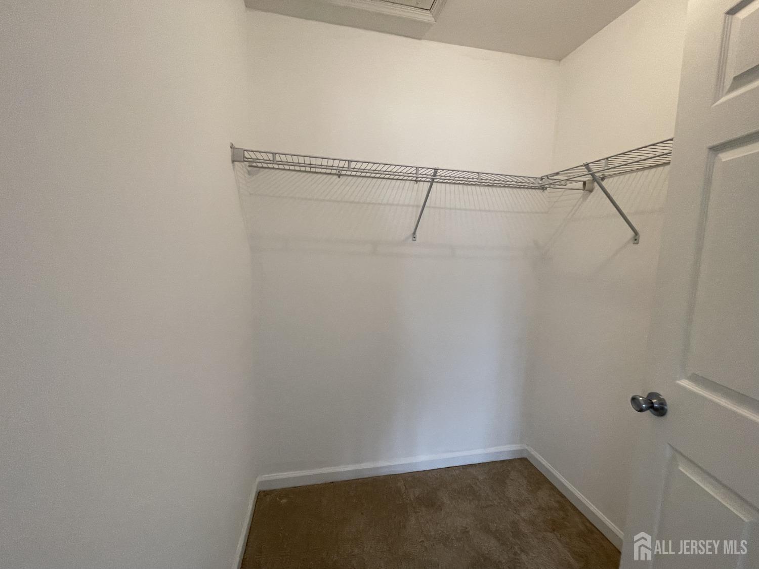 4 Lackland Avenue