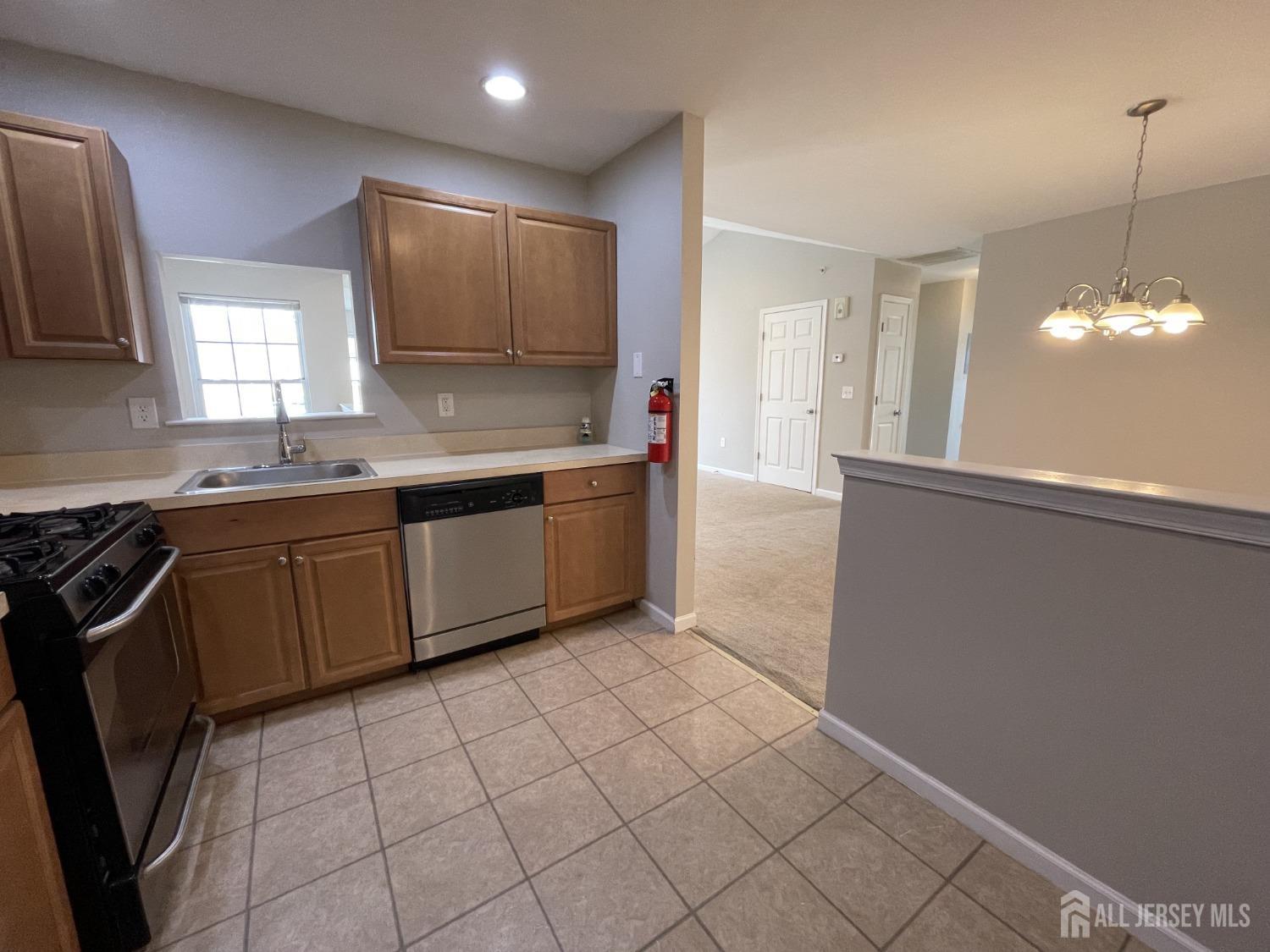 4 Lackland Avenue
