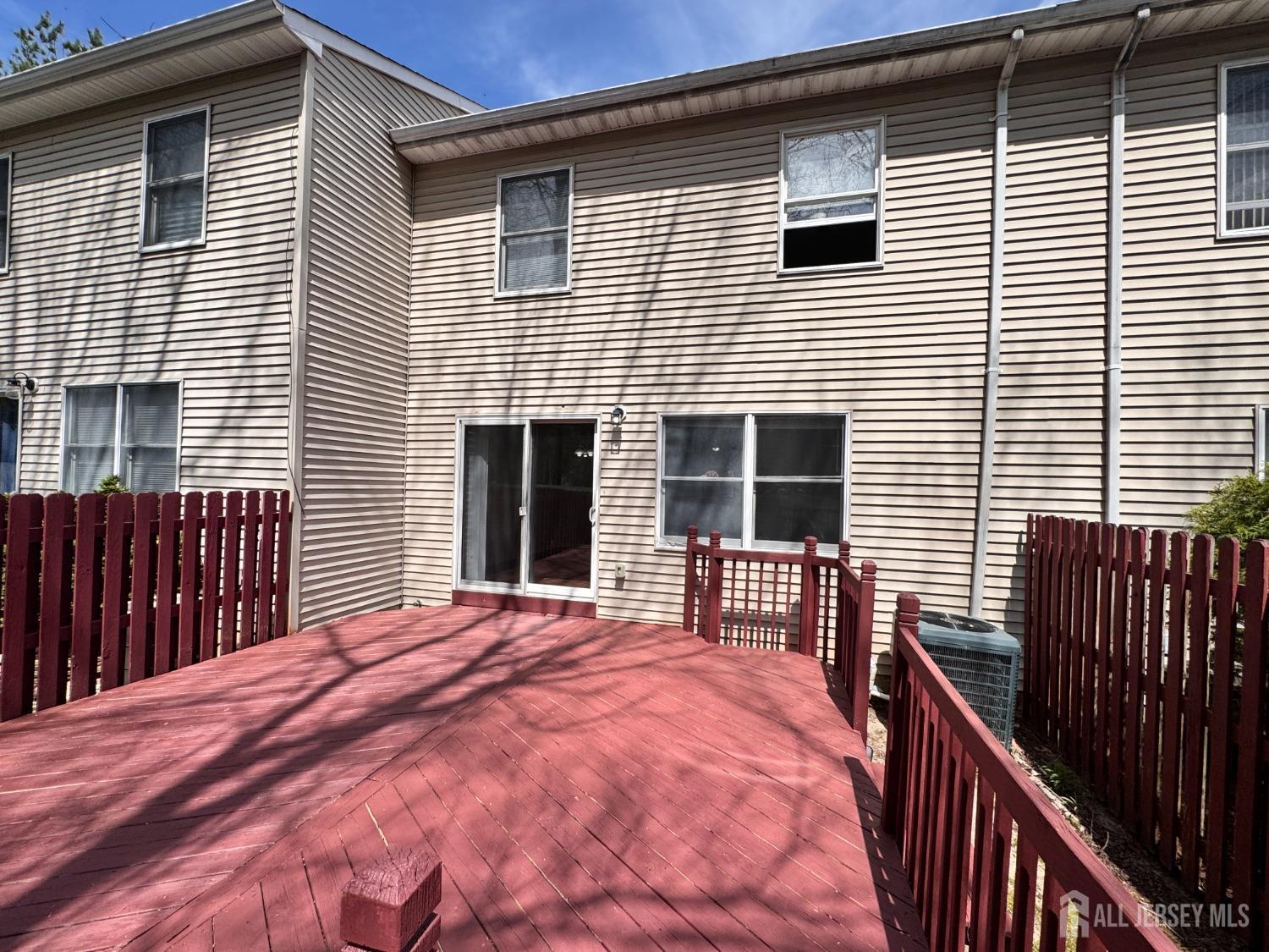 30 Goldsmith Drive