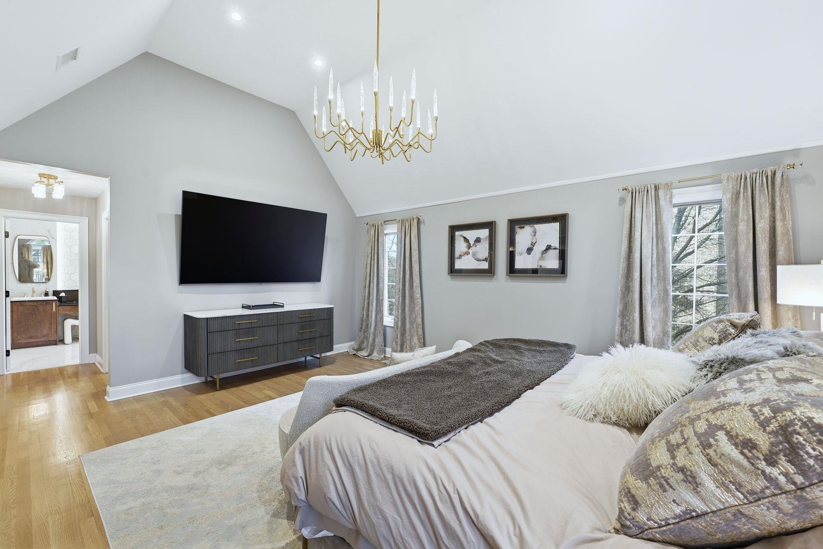 204 BEARWOODS RD