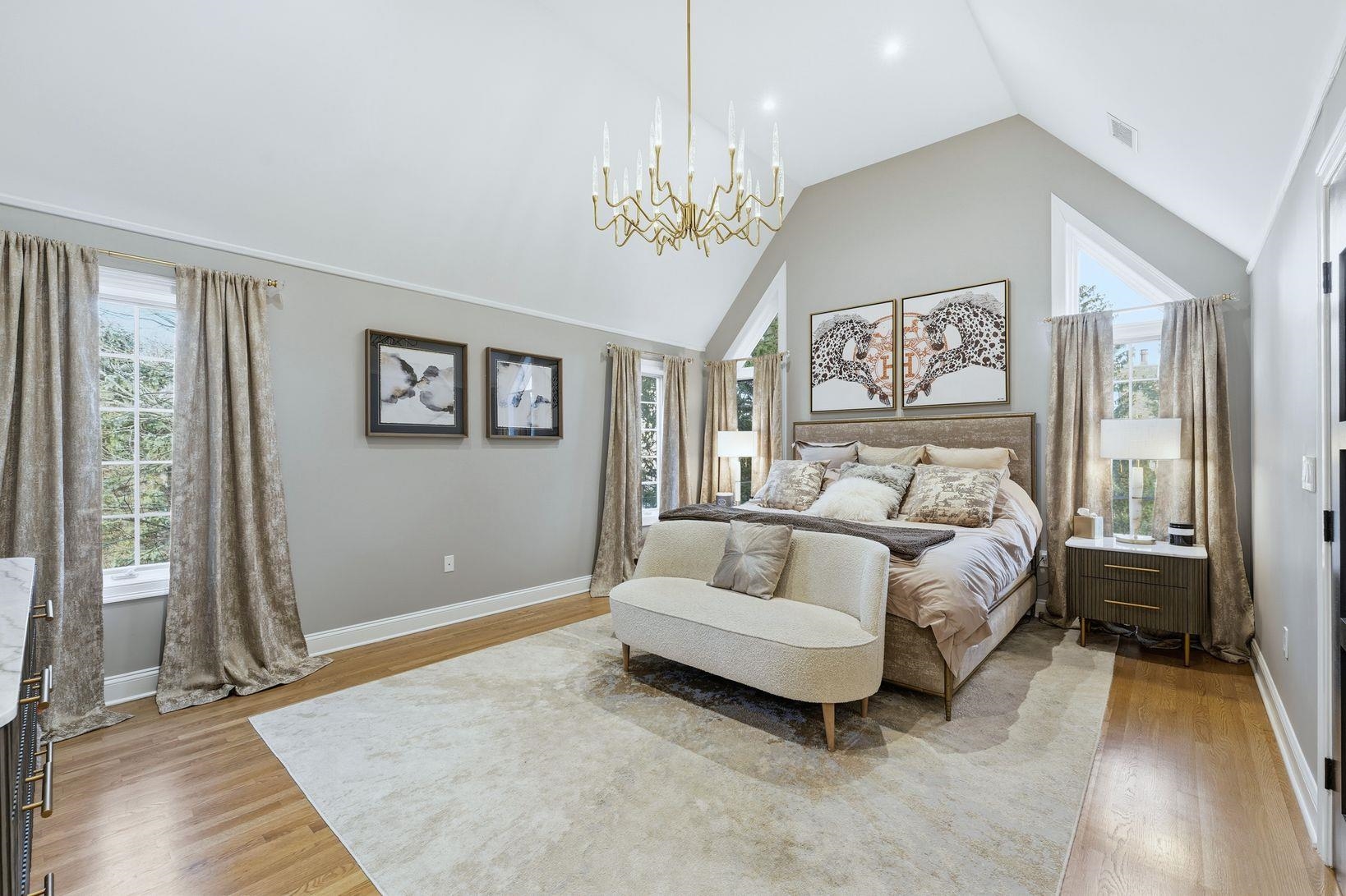 204 BEARWOODS RD