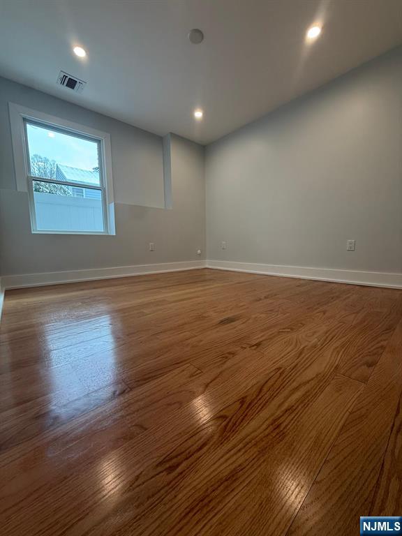 14 Redwood Street First Floor