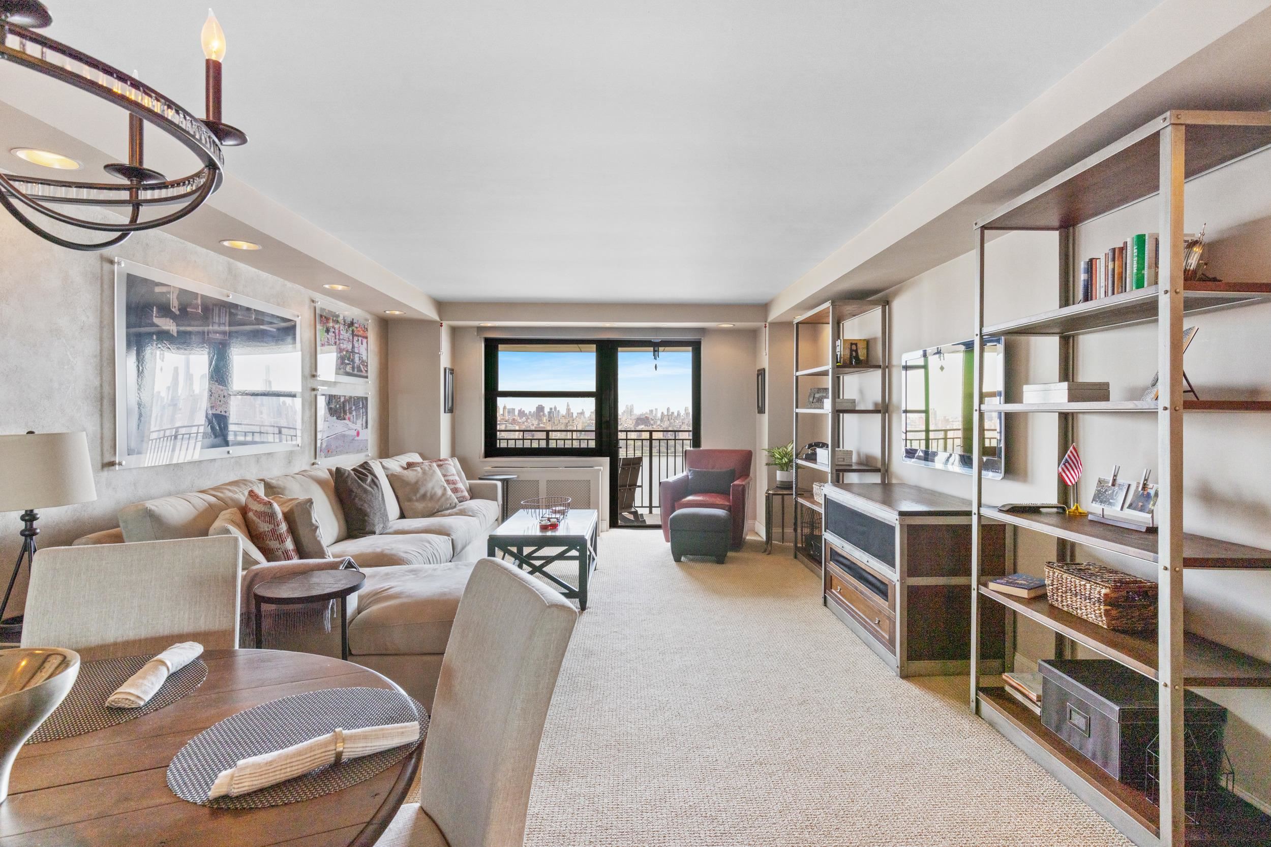 7855 BLVD EAST Unit: 19G