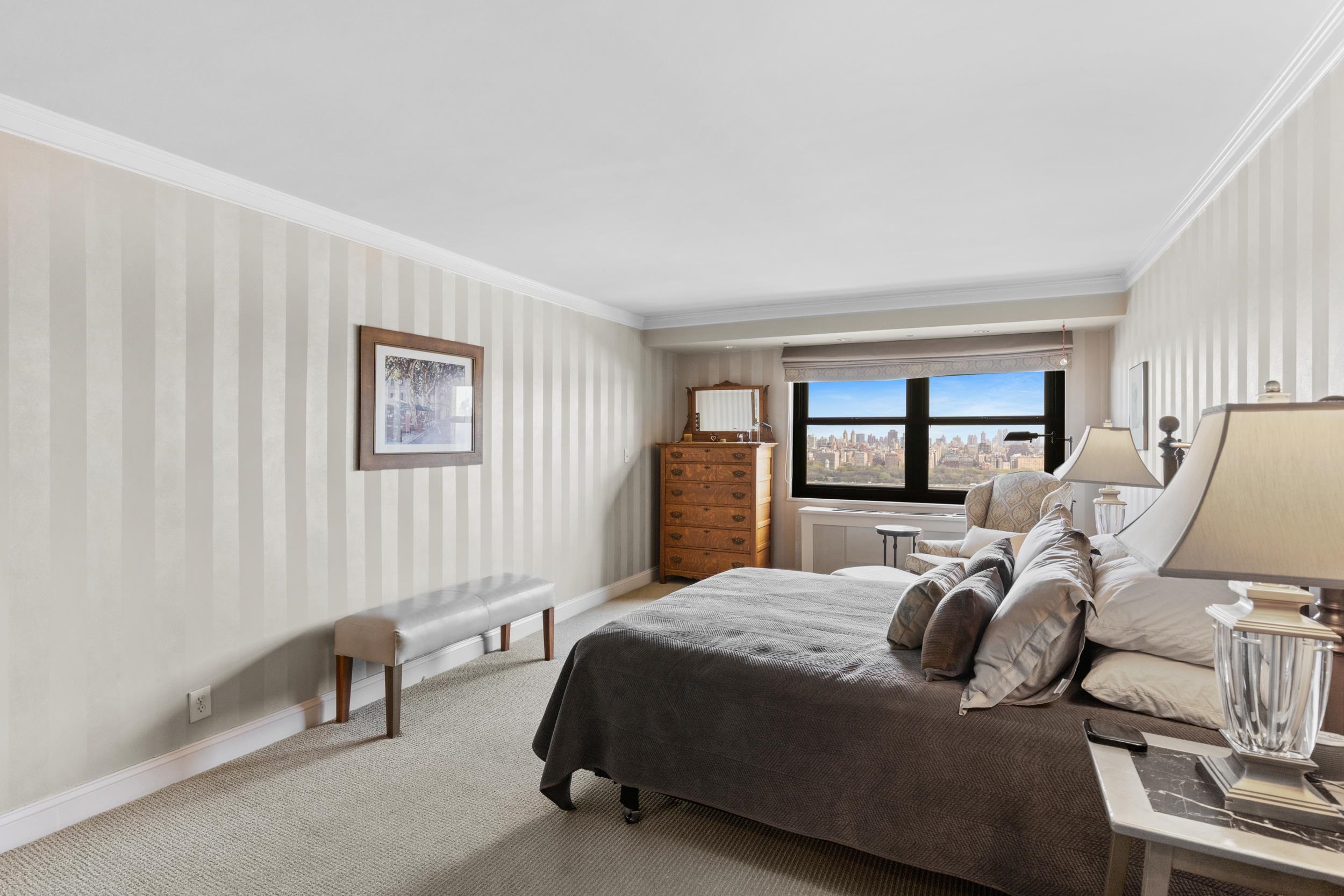 7855 BLVD EAST Unit: 19G