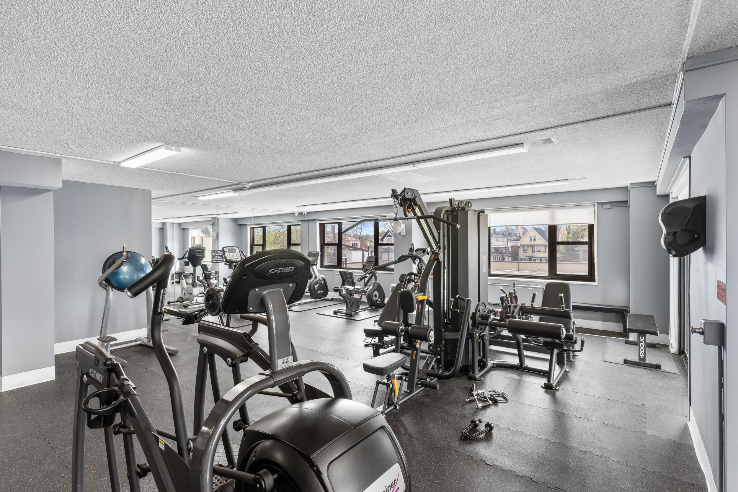 7855 BLVD EAST Unit: 19G