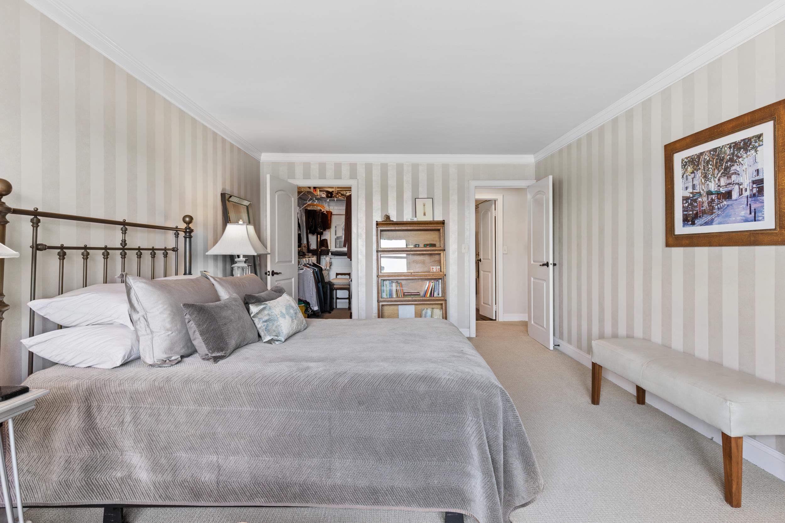 7855 BLVD EAST Unit: 19G