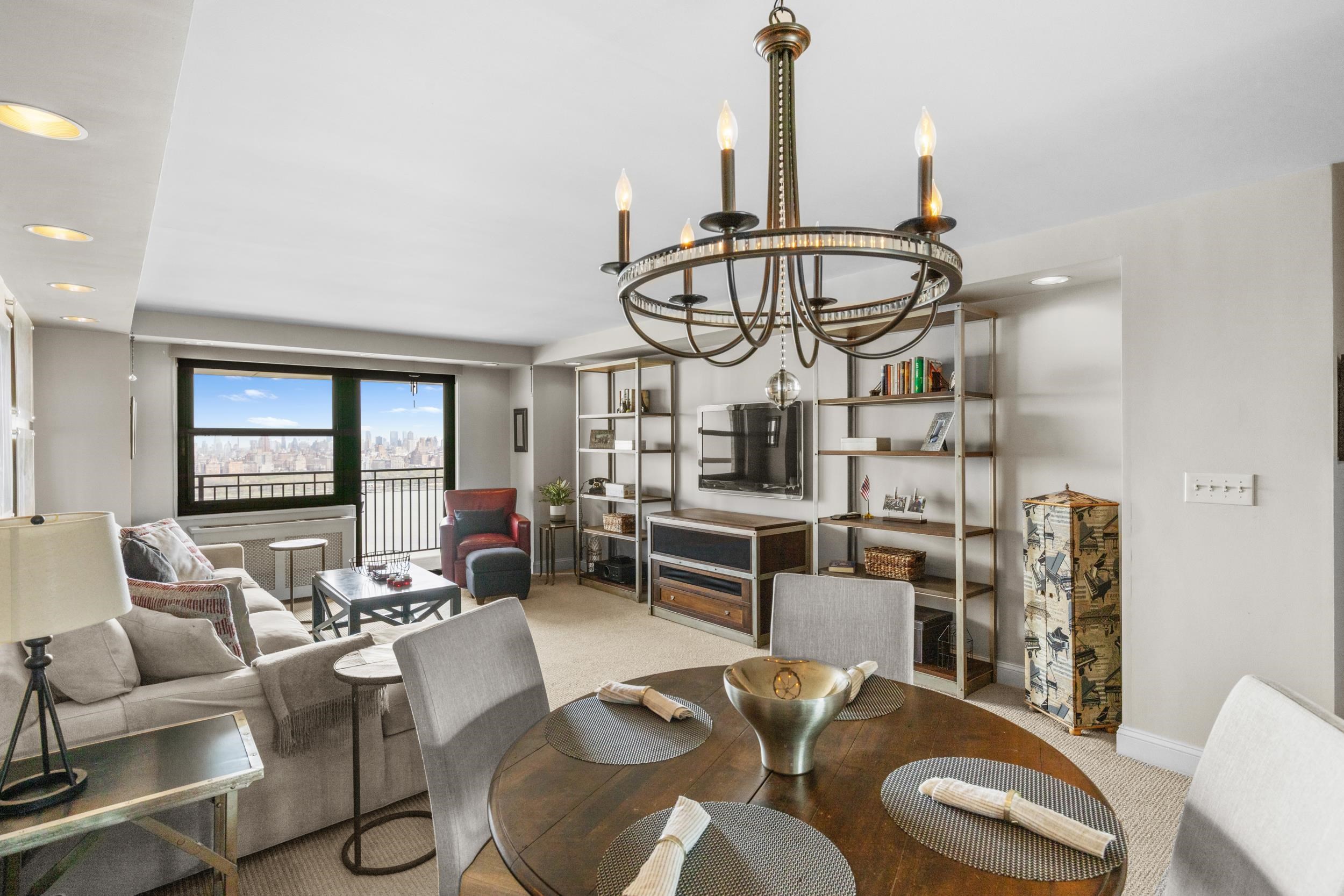 7855 BLVD EAST Unit: 19G