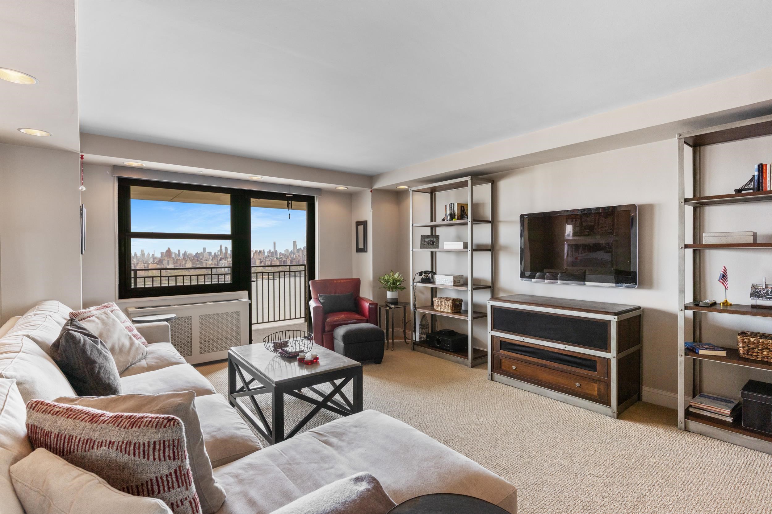 7855 BLVD EAST Unit: 19G