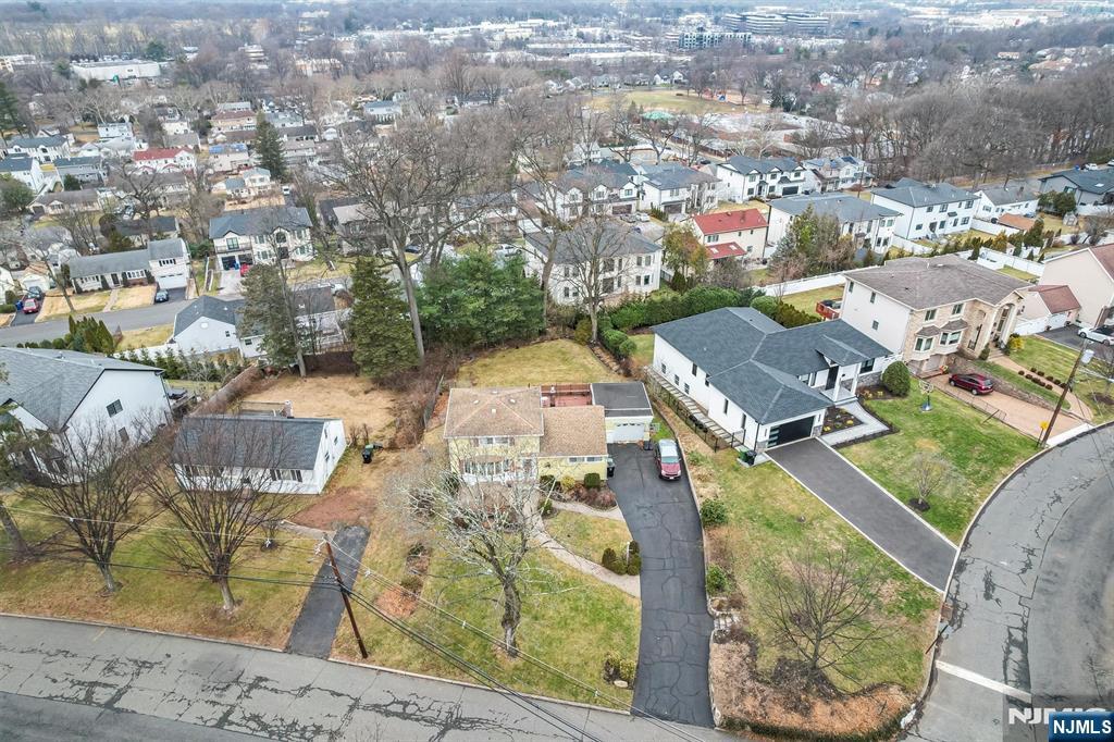 105 Circle Drive