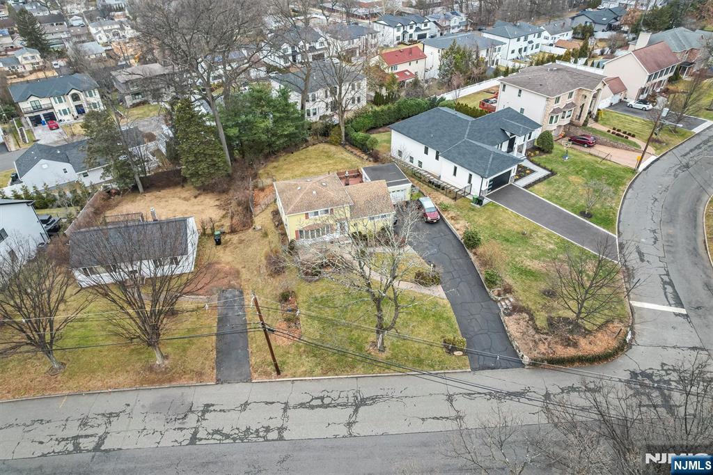 105 Circle Drive