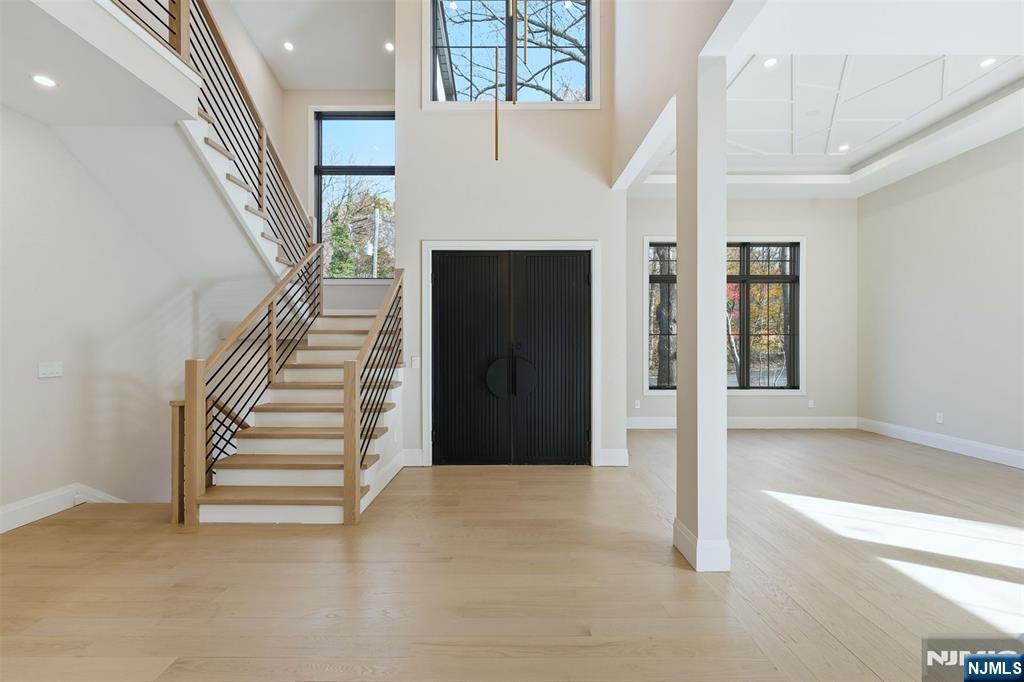 121 Engle Street