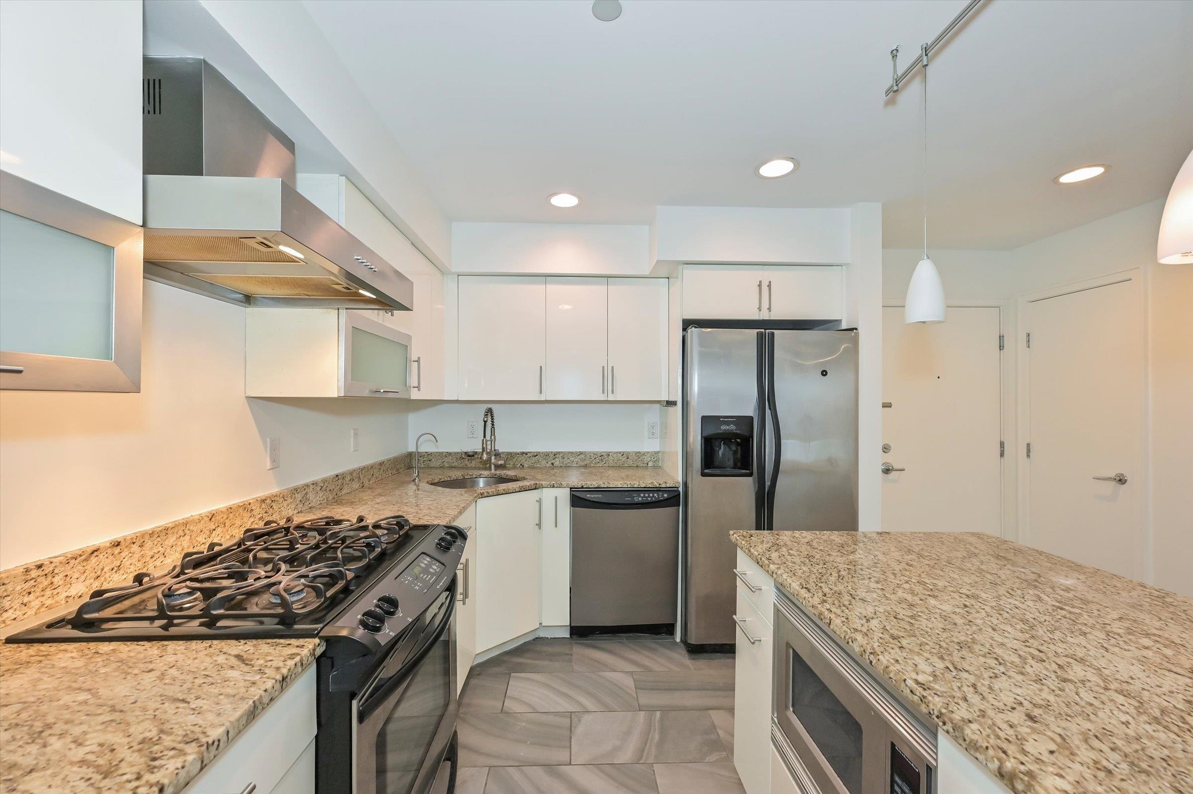 310 CLIFF LANE Unit: 2D