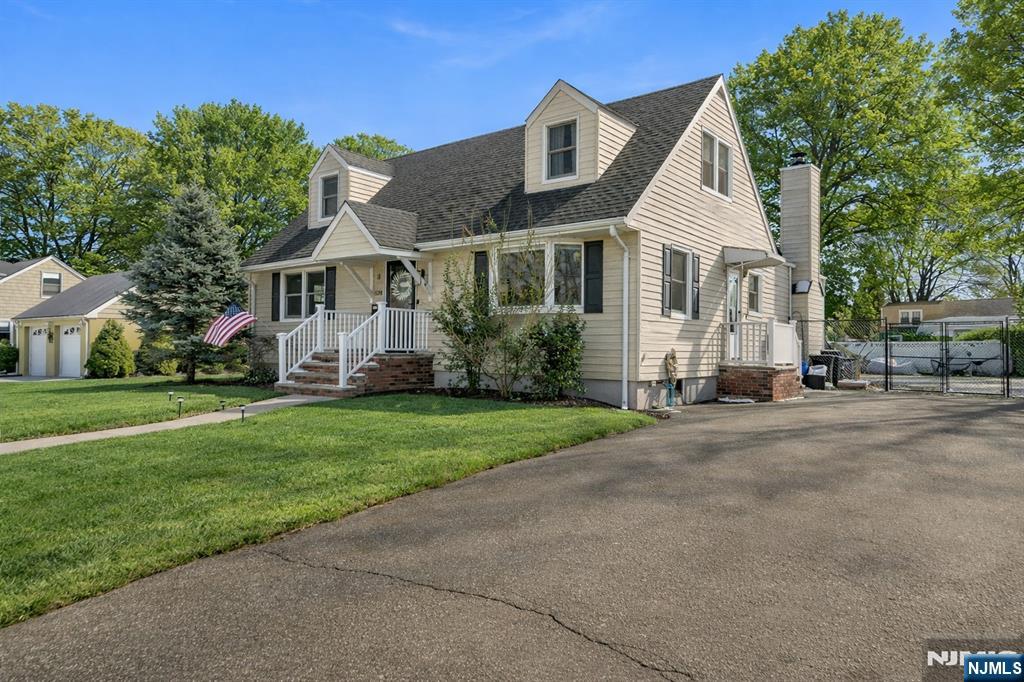 520 Riverview Road