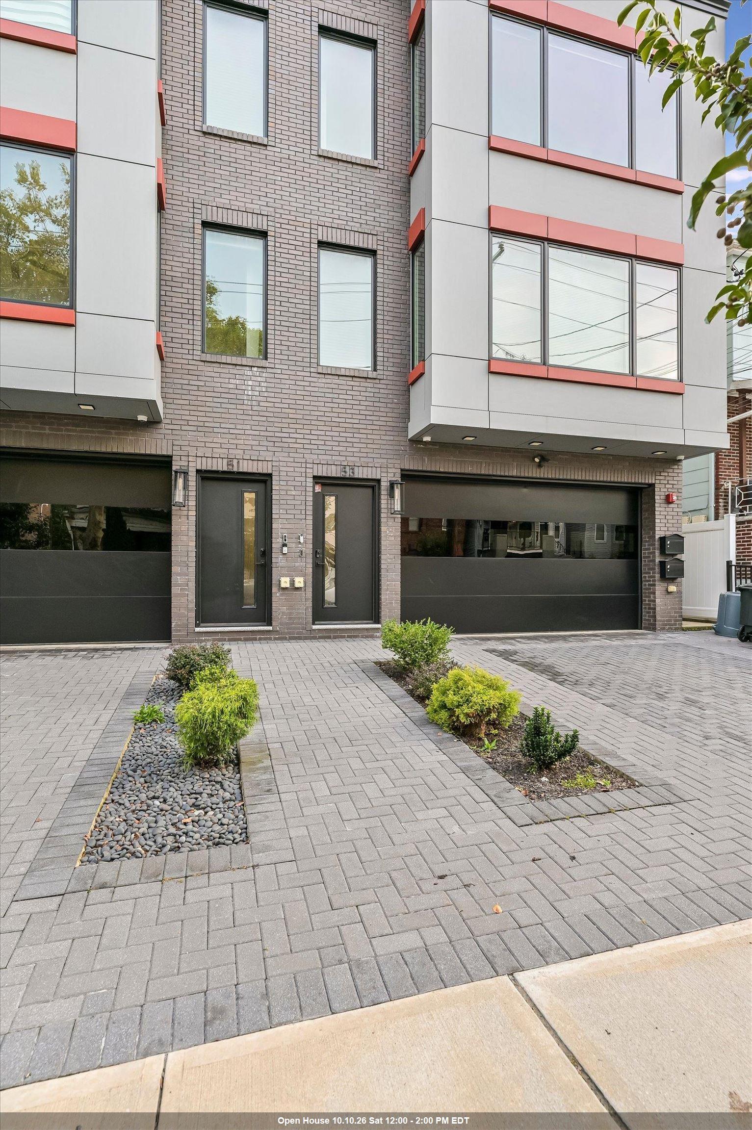 53 PROSPECT ST Unit: 2