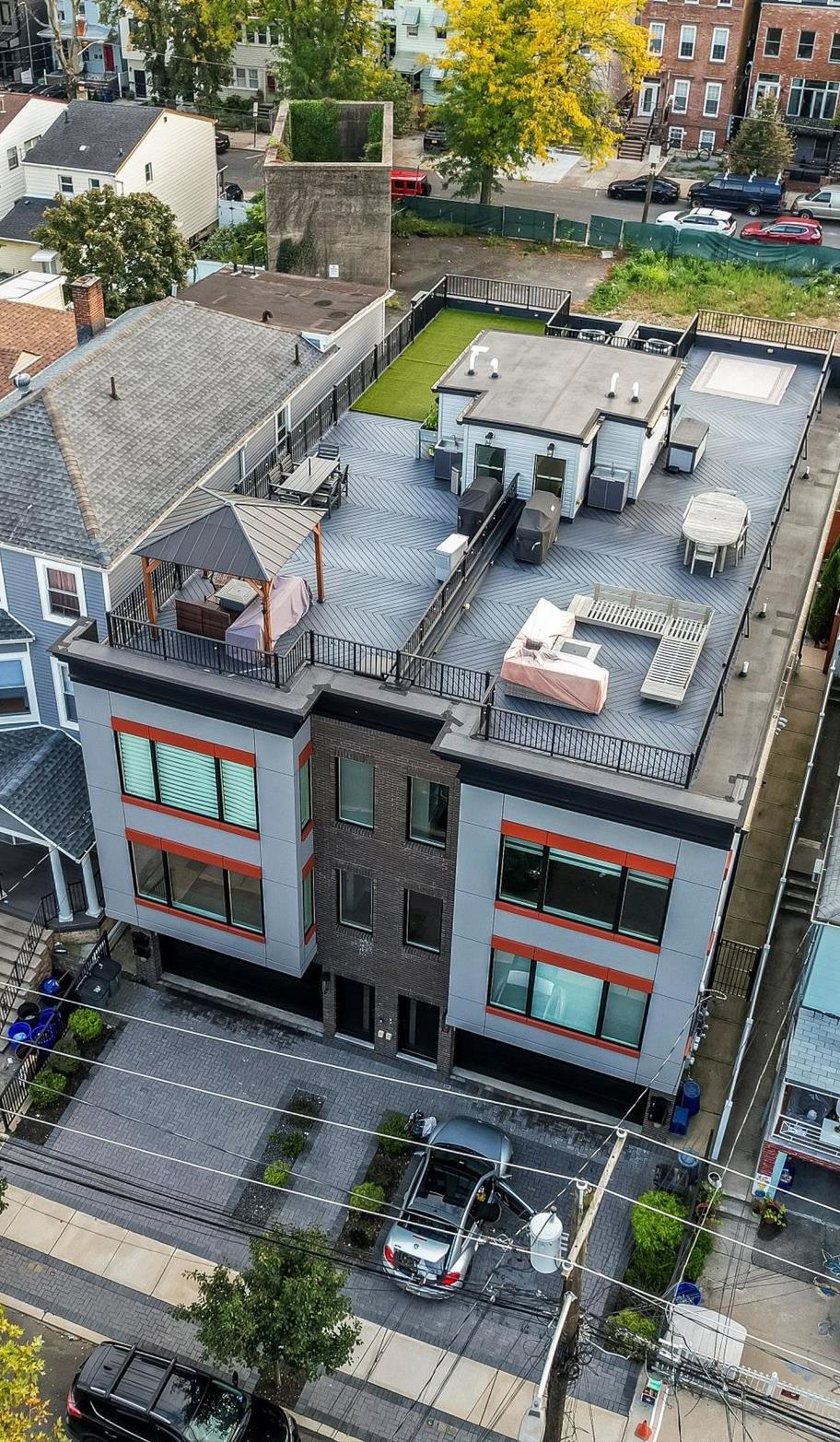 53 PROSPECT ST Unit: 2