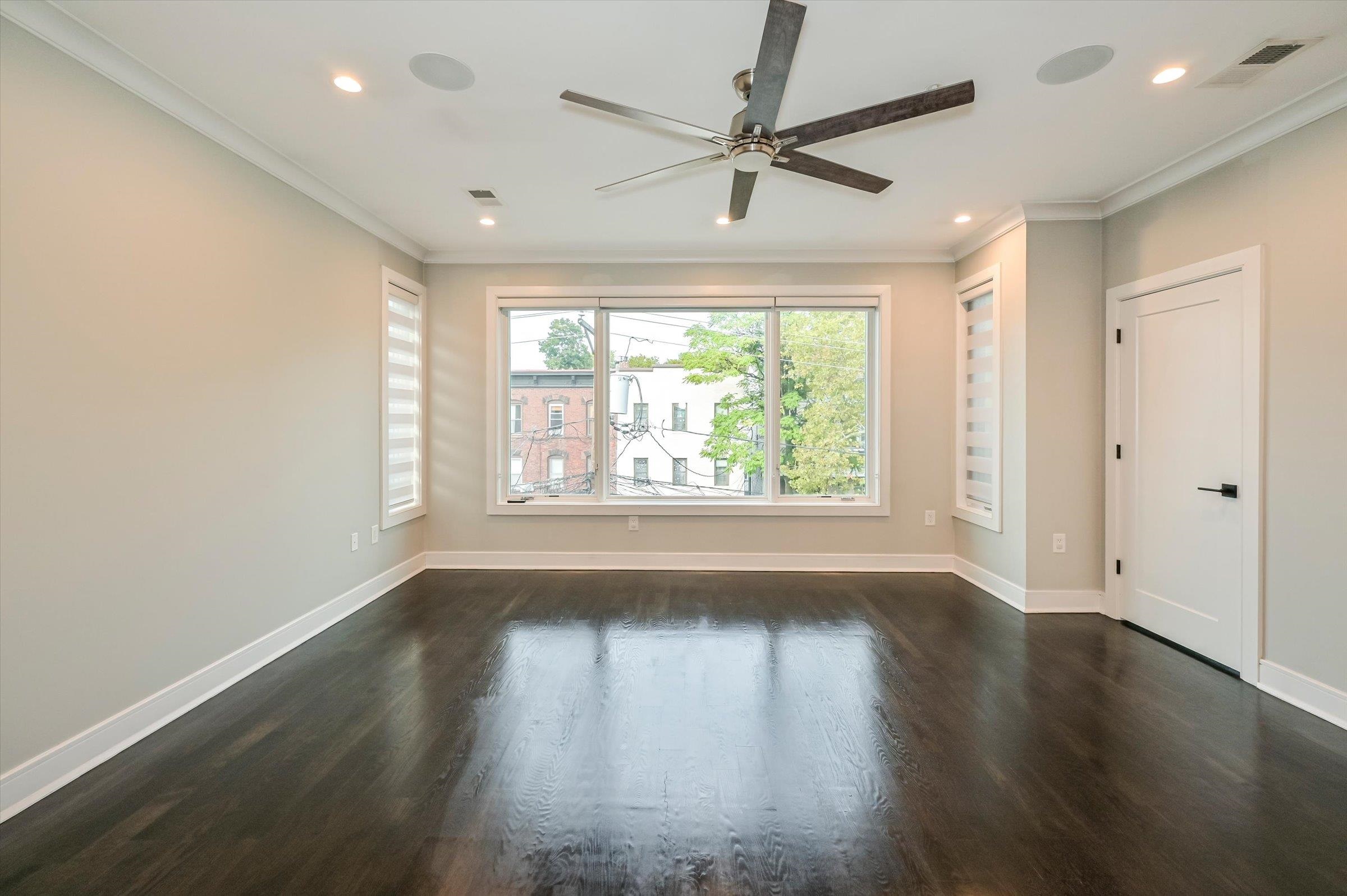 53 PROSPECT ST Unit: 2